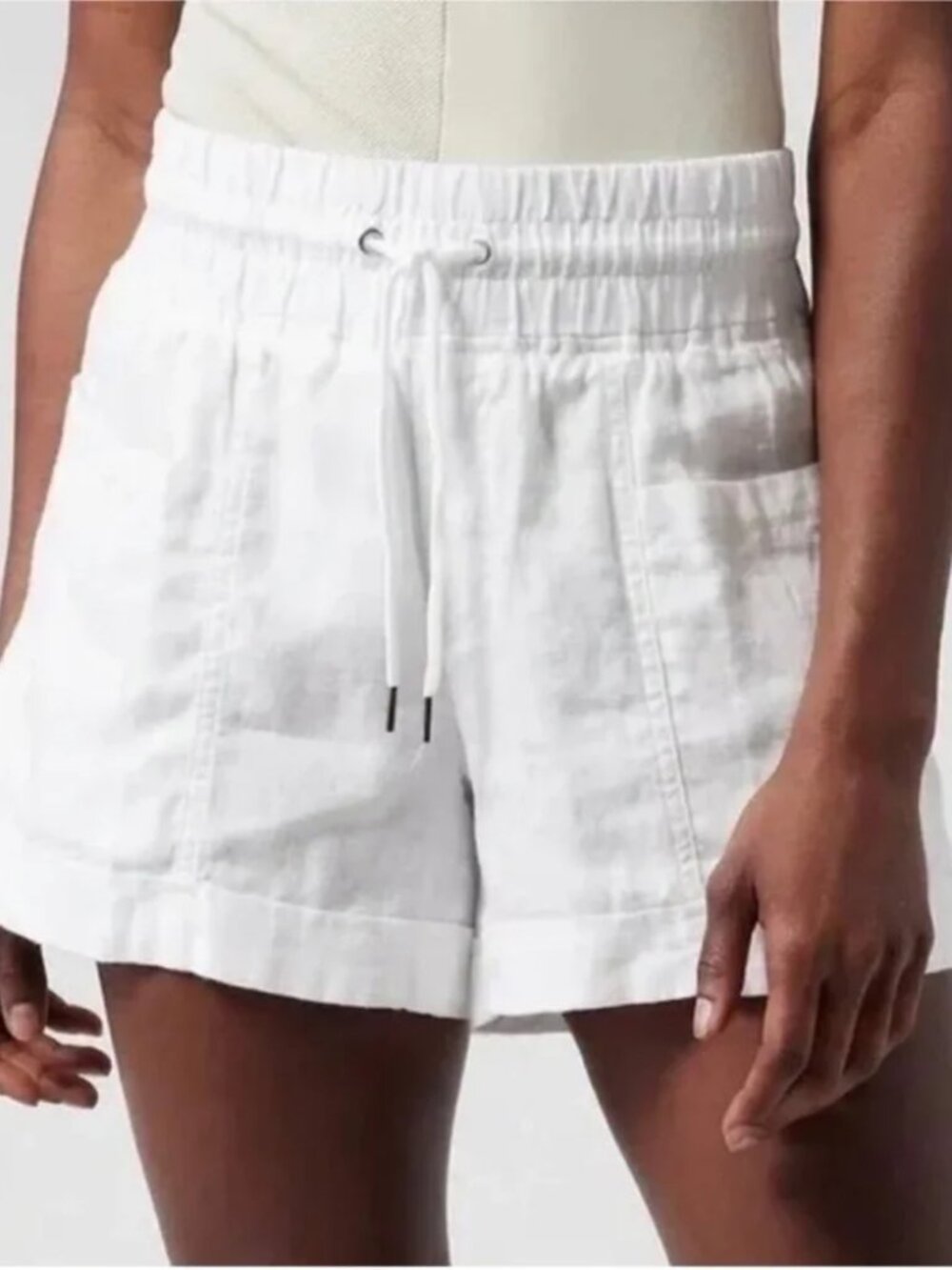 Athleta Retreat Linen Shorts in Calla Lily White